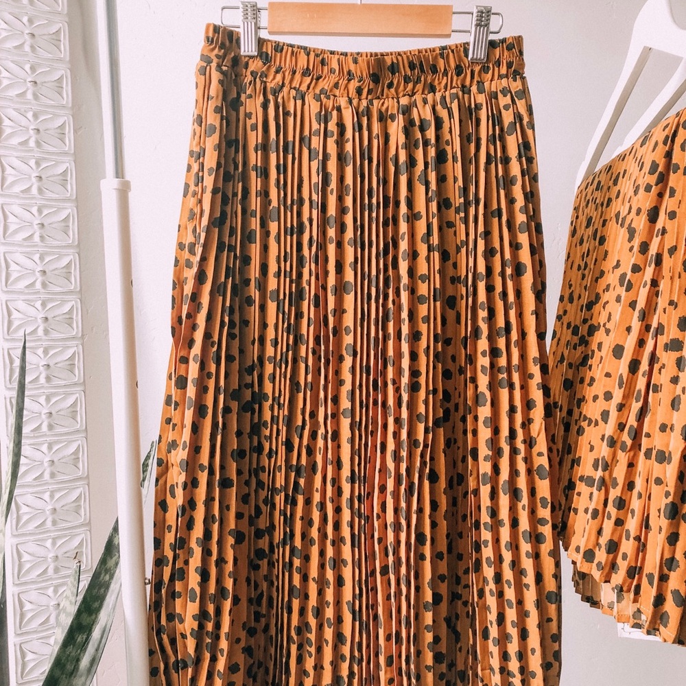 1S LEFT! Bella Señorita Cheetah Midi Skirt - Picture 4 of 6